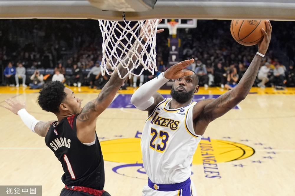 与竞争的西 与竞争的西