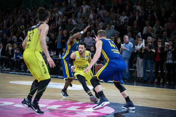 赛的女子决 赛的女子决